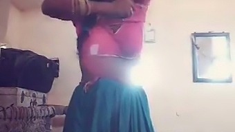 Desi Housewife From Rajasthan Engages In Sexual Activities