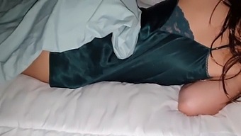 I Surprise My Step-Sister In Her Room And Have Unprotected Sex With Her While She'S Wet
