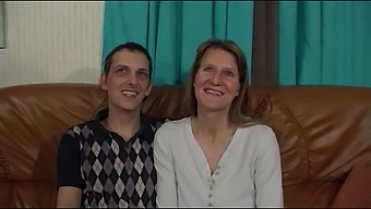 Amateur Couple Films Their Passionate Sex Session